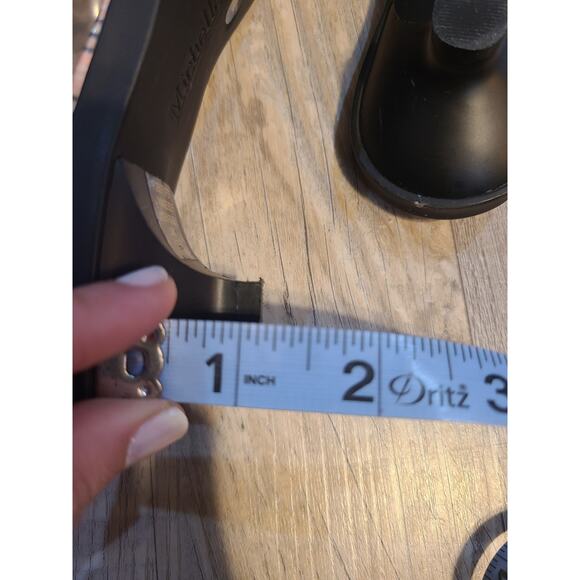 Michelle D size 7 womens striped heeled sandals - Picture 10 of 10